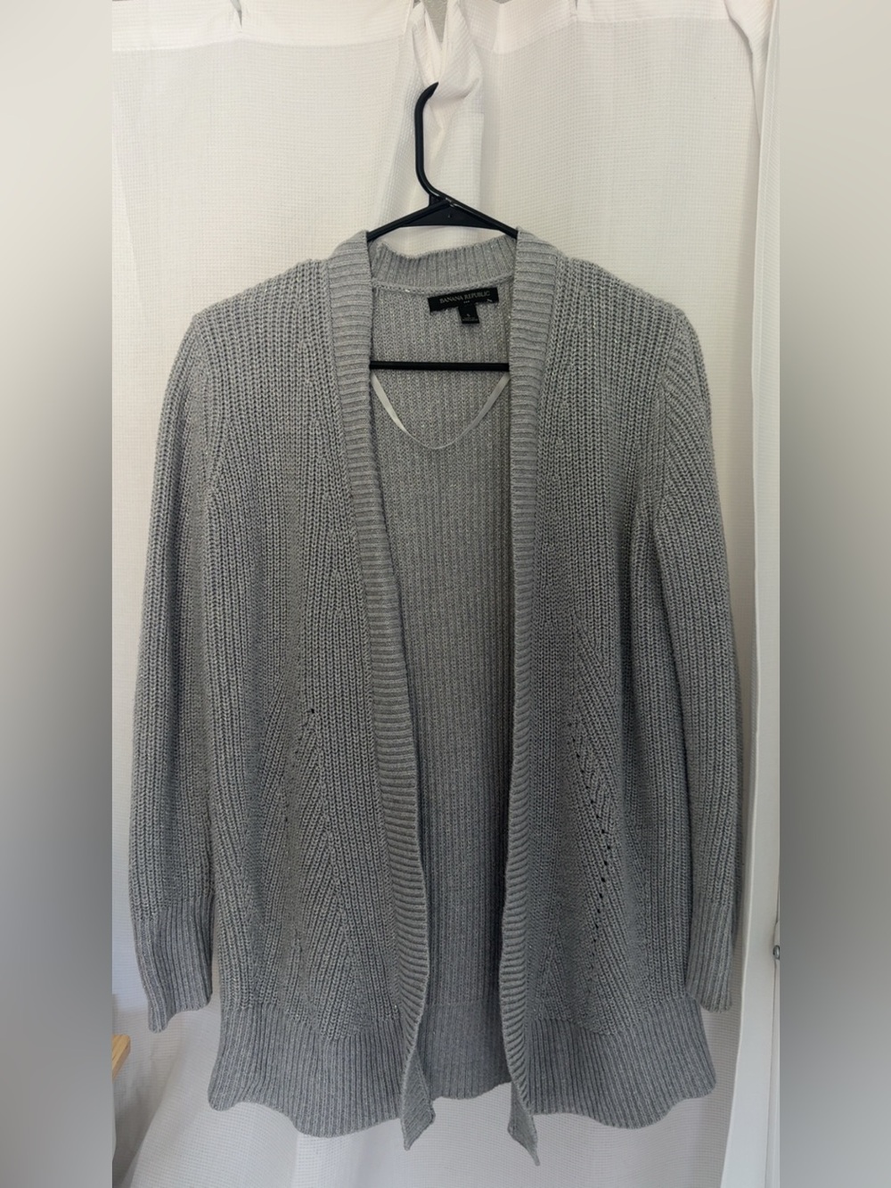 Banana Republic Silver-Gray Metallic Ribbed V-Neck Sweater